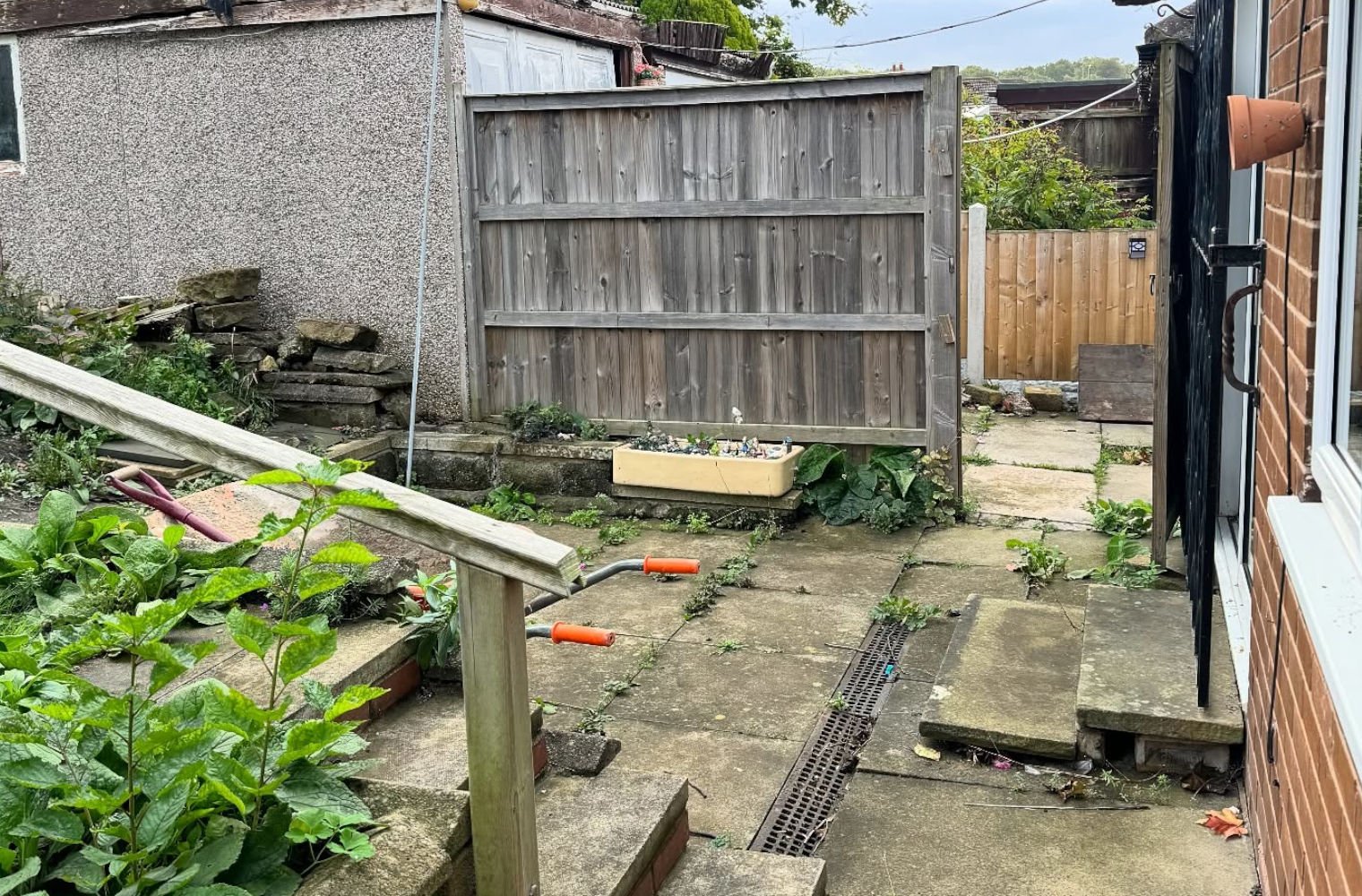patio_driveway_before patio_driveway_before